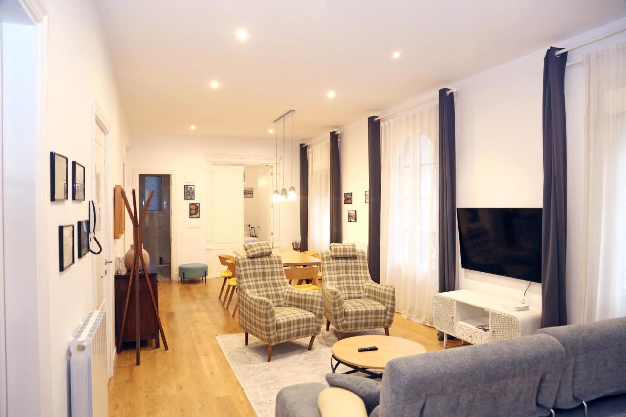Piso Exclusivo Frente Al Casco Viejo Con Parking Gratis Apartment Bilbao Ngoại thất bức ảnh