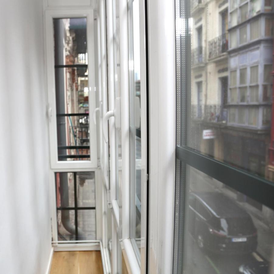 Piso Exclusivo Frente Al Casco Viejo Con Parking Gratis Apartment Bilbao Ngoại thất bức ảnh